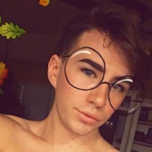 Meet your Posher, Dylan